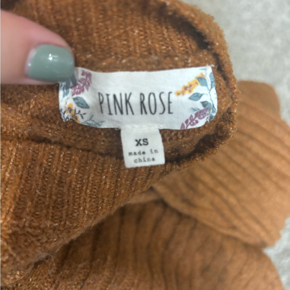 Cropped sweater